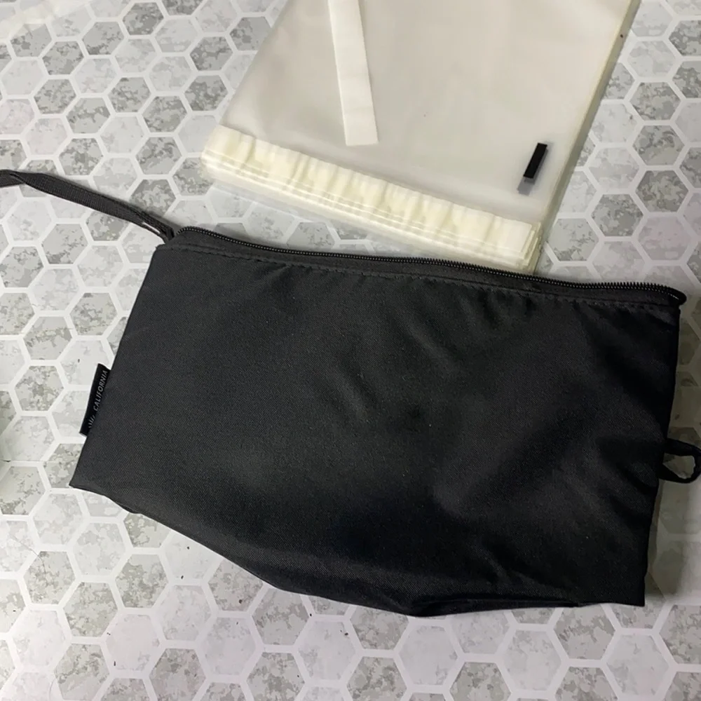 California Innovations Black Pouch Bag - Picture 1 of 6